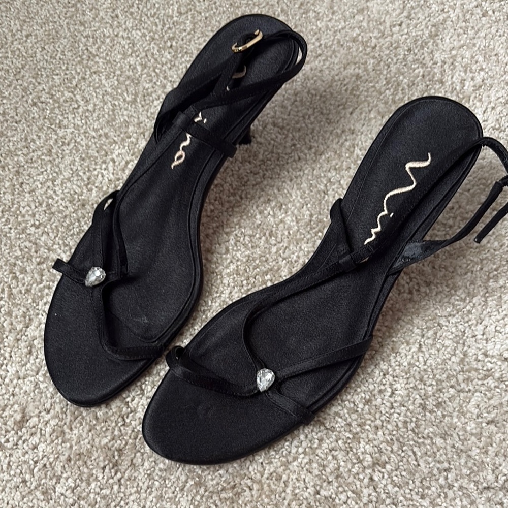 Nina Black Elegant Sandals with Thin Straps